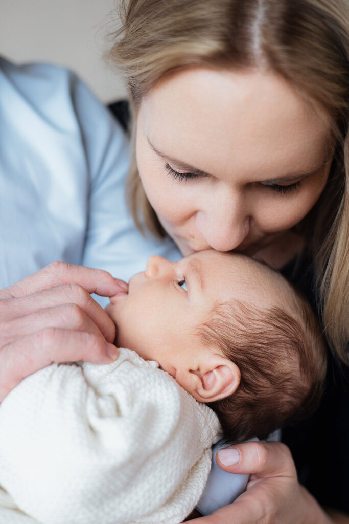 Lifestyle newborn photo-session