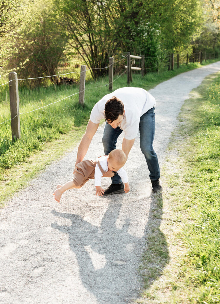 Family photo session at Zug beaches