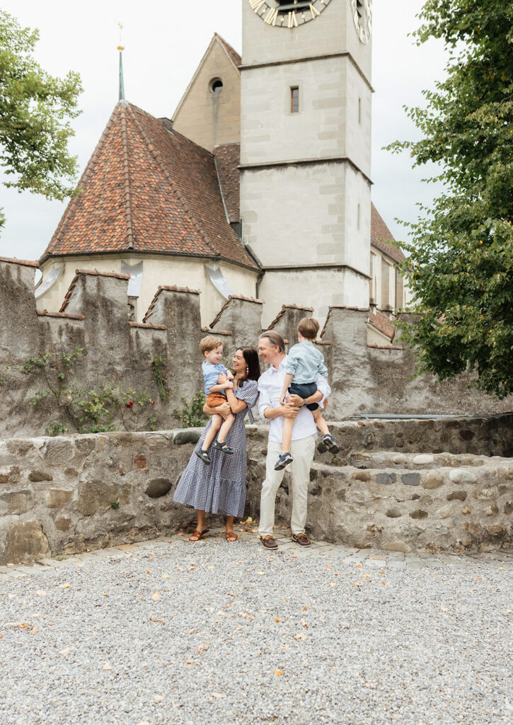 top-5-locations-for-your-family-photography-sessions-in-zug