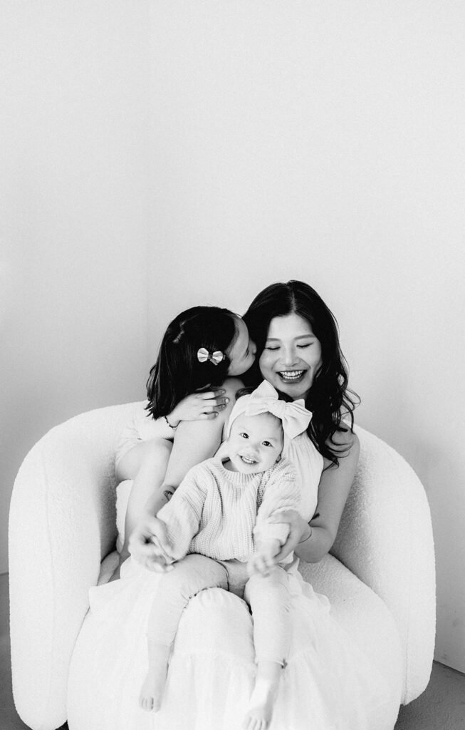 Mom and children photo session
