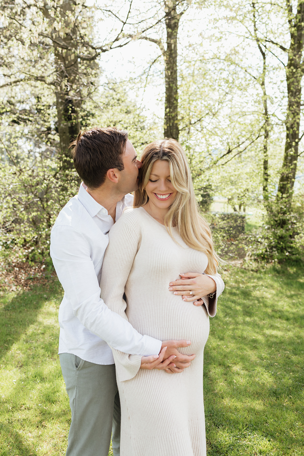aegeri-zug-maternity-photo-shoot-mary-fernande