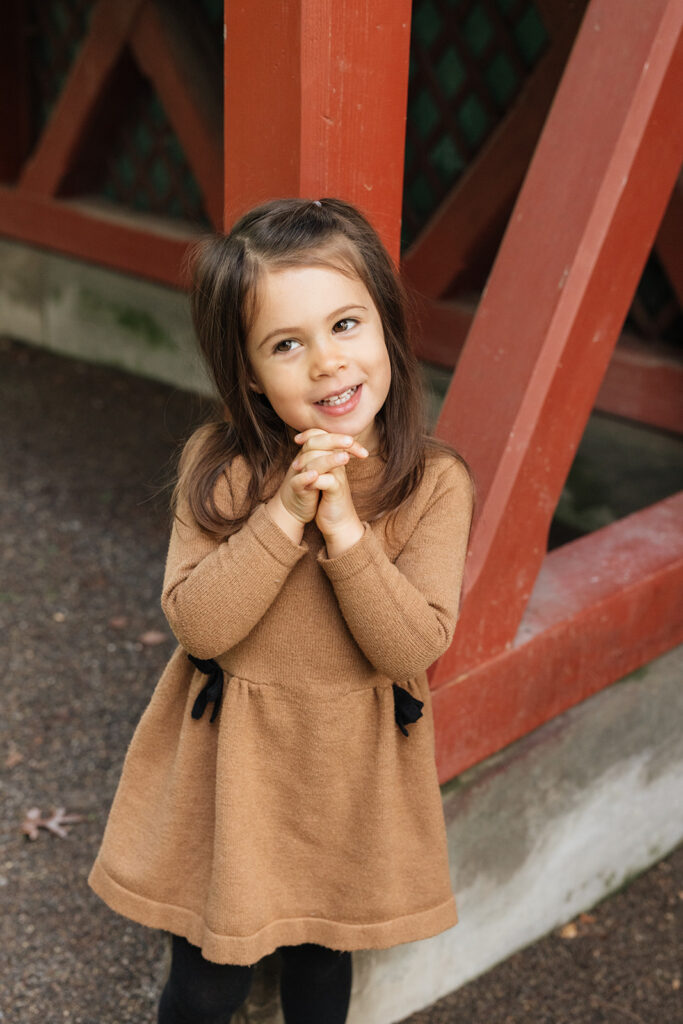 How to Find the Perfect Location for Your Family Photos in Zug