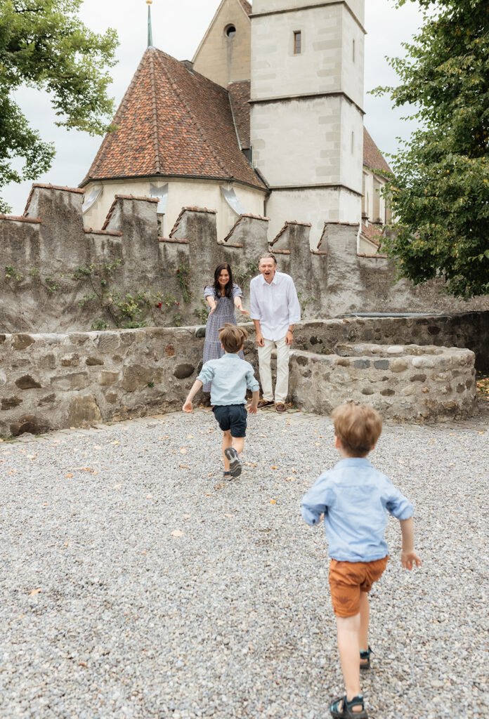 best locations in Zug for family photos