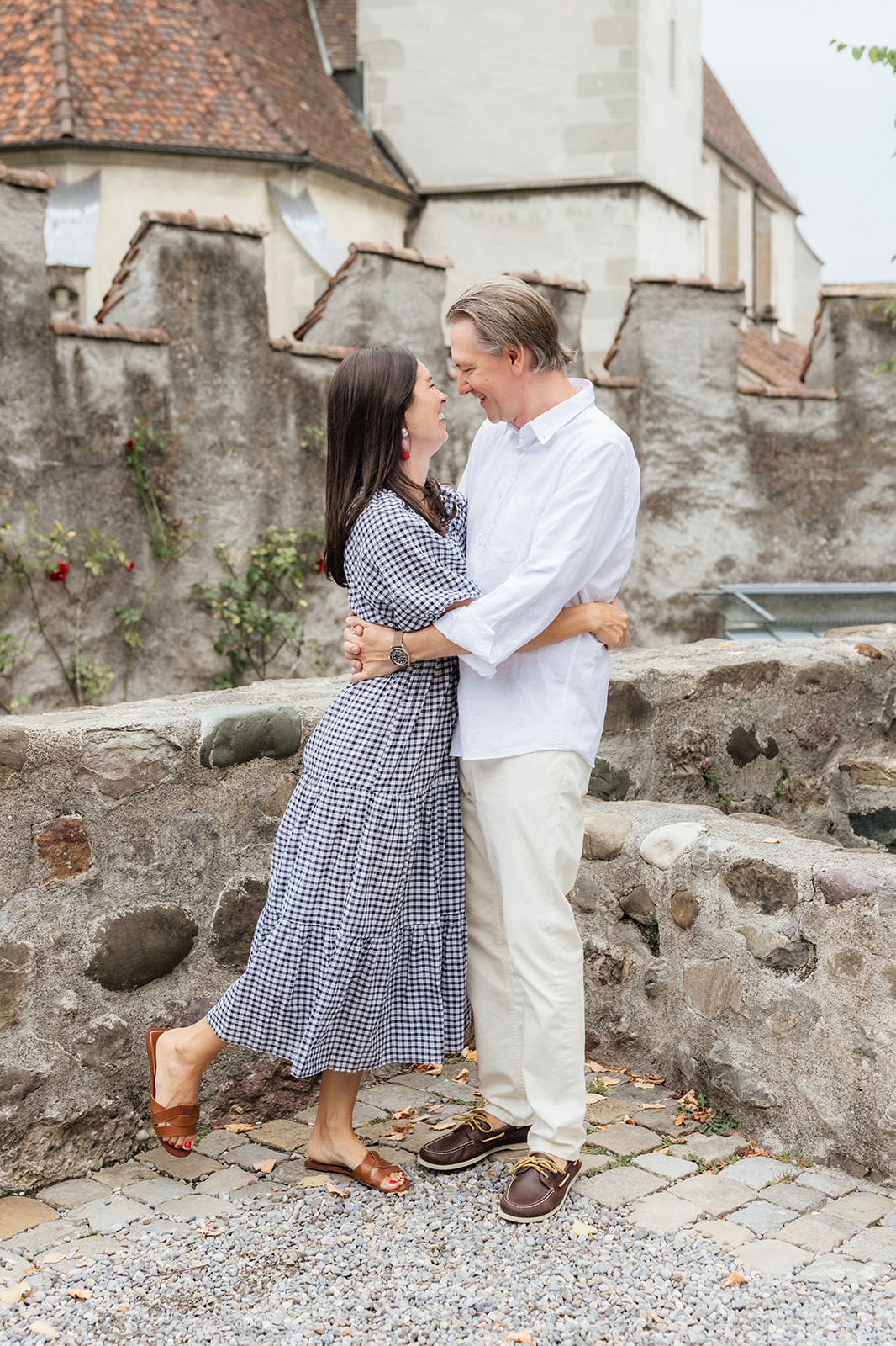 How to Find the Perfect Location for Your Family Photos in Zug