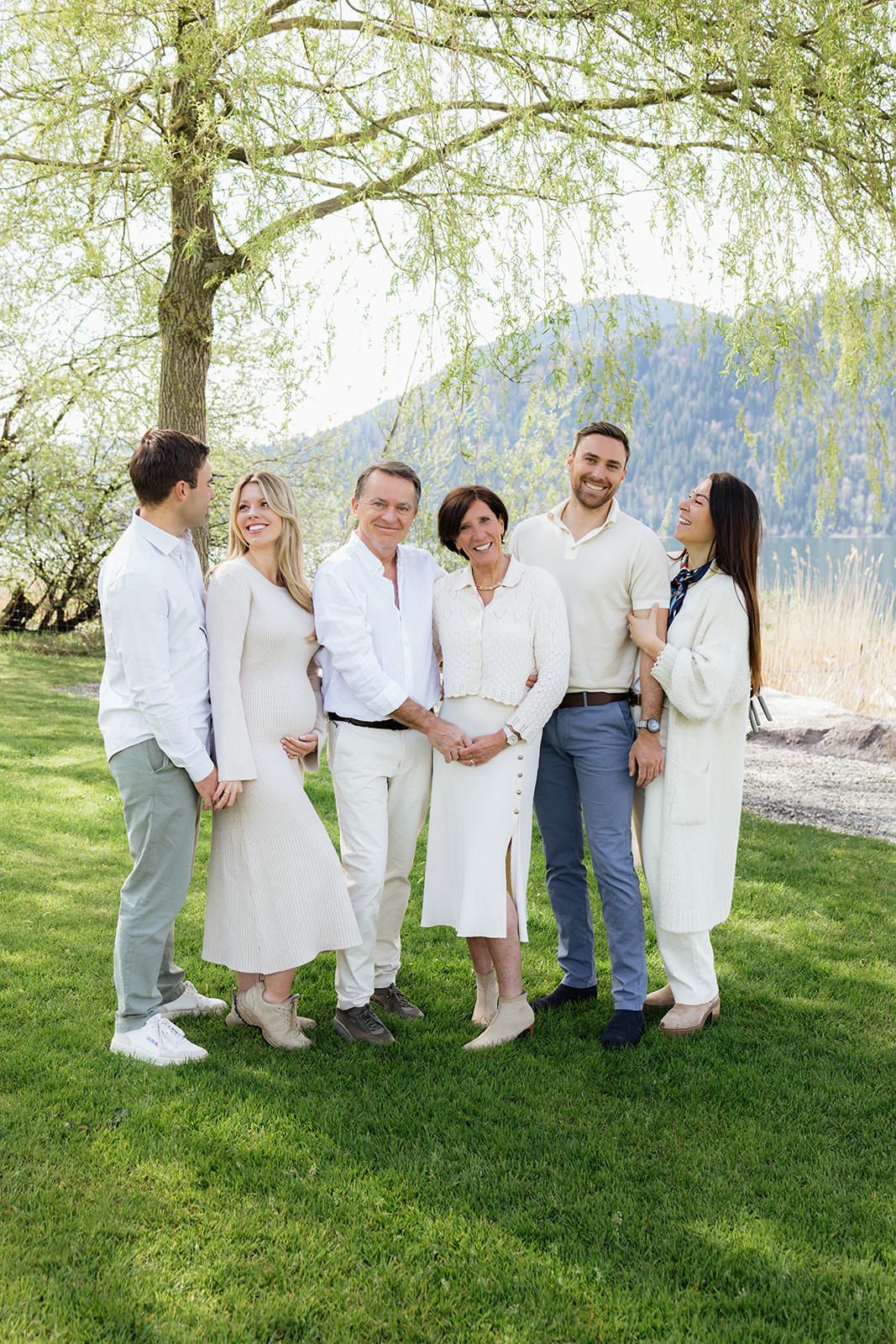 Best time for family photos in zug