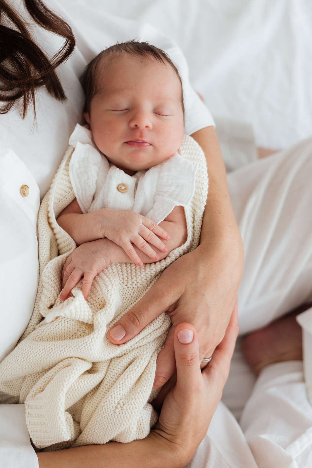 what to wear in-home family photos